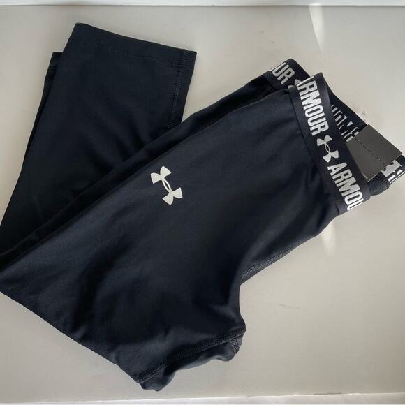 🆕 Under Armour Capri length athletic pants NWT size youth medium - Picture 4 of 10
